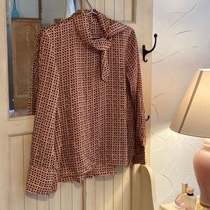 Zara Woman 70s style bow & button back print blouse